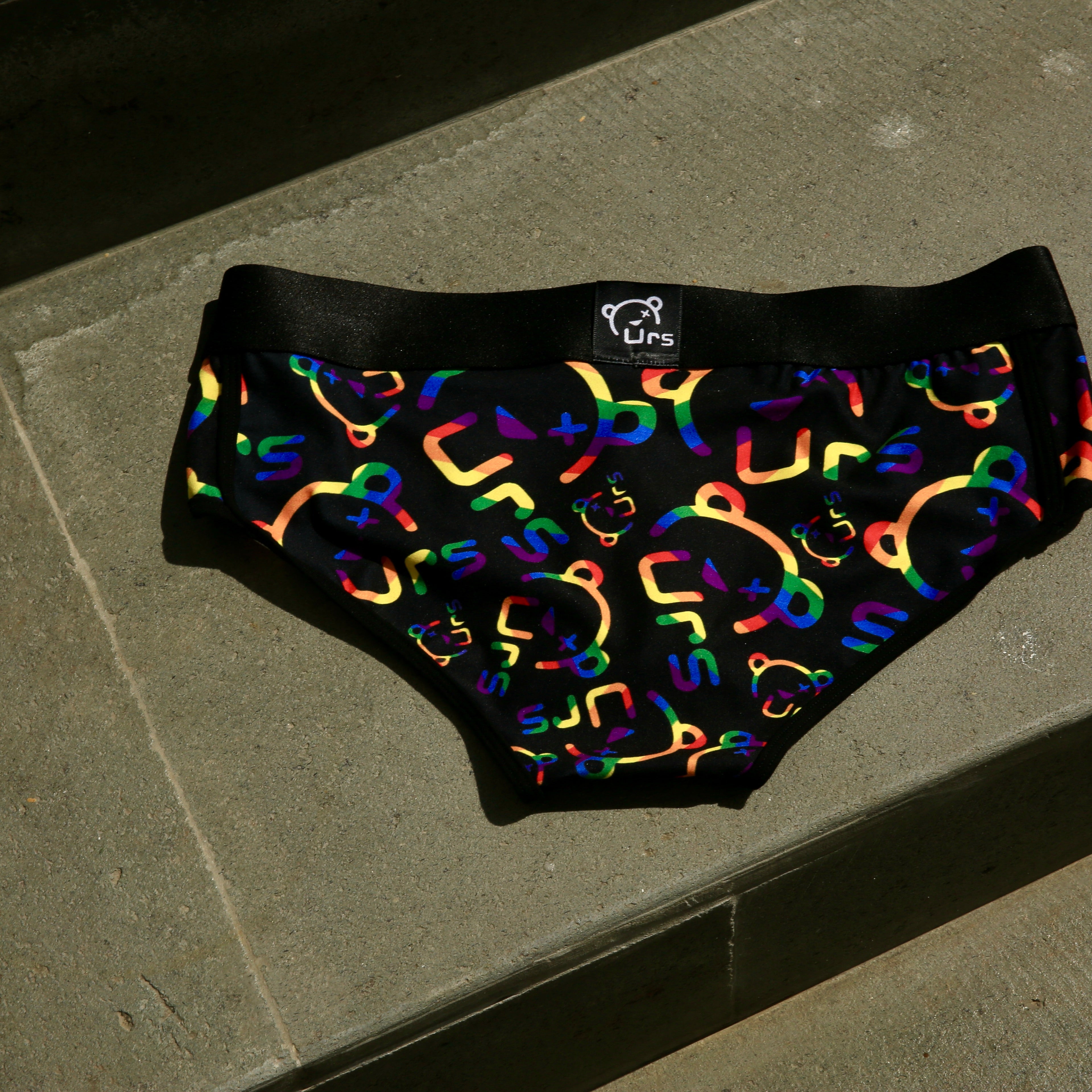 🌈 Celebrate Pride with Urs Wearbear! 🌈